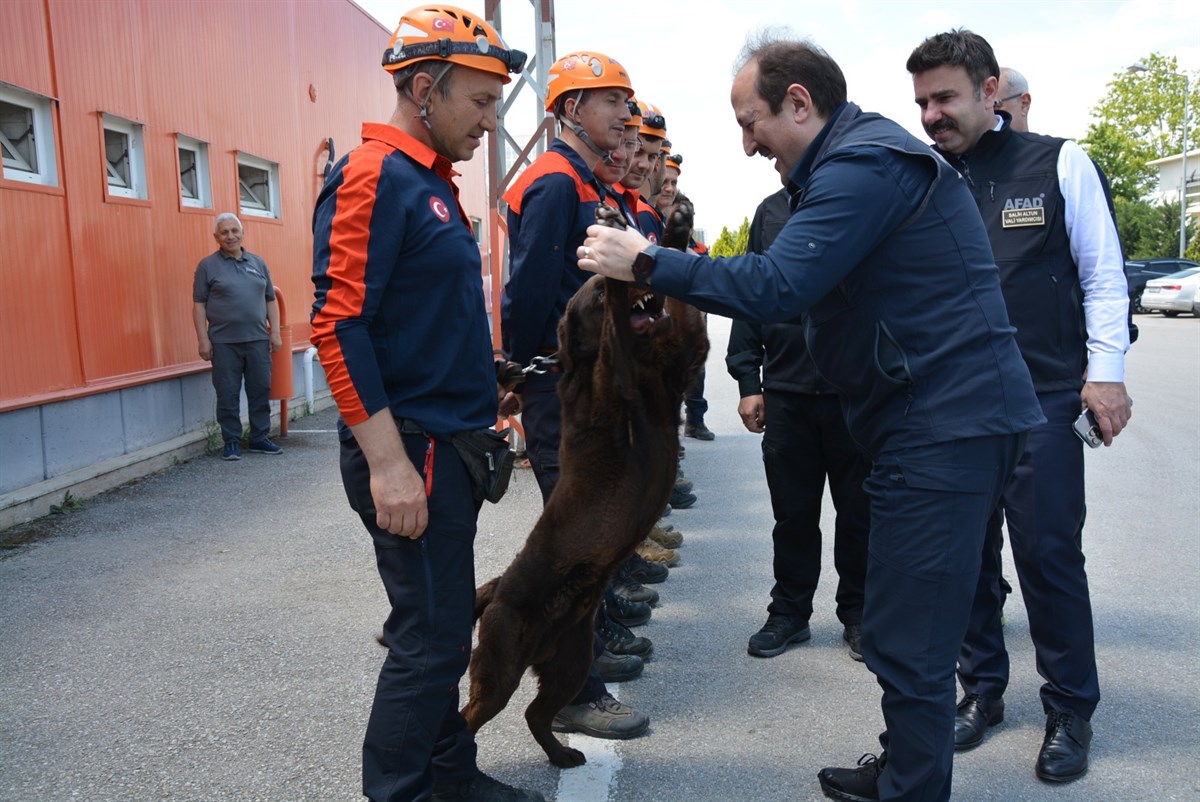 AfadBursa bu arada mı ne acaba